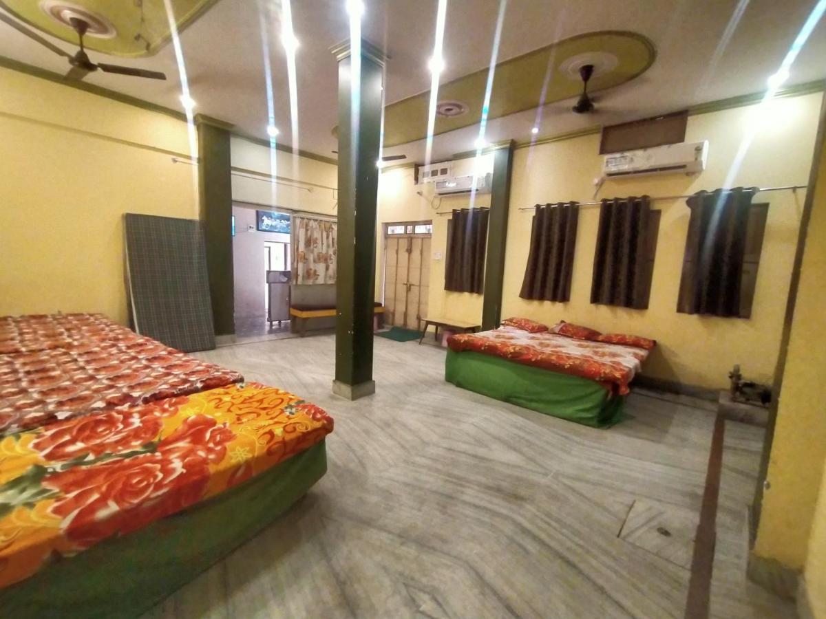 Hotel Aakash Ganga Varanasi Exterior photo